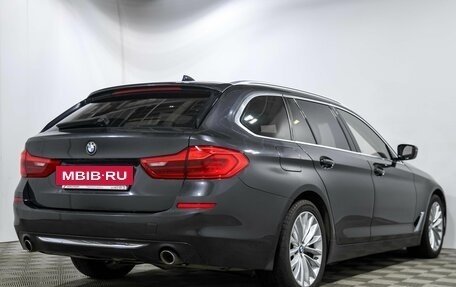 BMW 5 серия, 2019 год, 3 590 000 рублей, 4 фотография