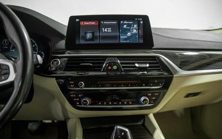 BMW 5 серия, 2019 год, 3 590 000 рублей, 13 фотография