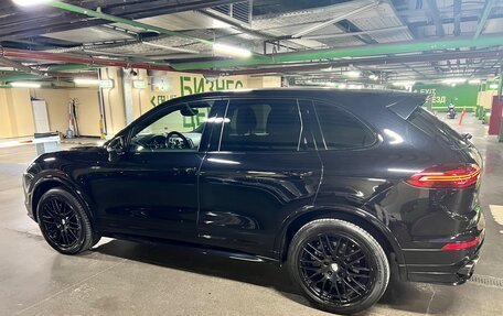 Porsche Cayenne III, 2015 год, 4 300 000 рублей, 2 фотография