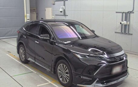 Toyota Harrier, 2022 год, 3 130 000 рублей, 3 фотография