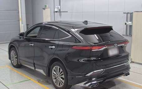 Toyota Harrier, 2022 год, 3 130 000 рублей, 4 фотография