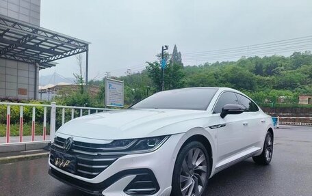 Volkswagen Passat CC, 2021 год, 2 826 735 рублей, 2 фотография