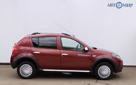 Renault Sandero I, 2014 год, 750 000 рублей, 4 фотография