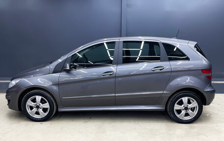 Mercedes-Benz B-Класс, 2010 год, 850 000 рублей, 2 фотография
