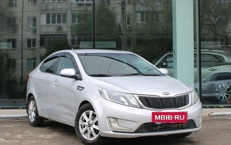 KIA Rio III рестайлинг, 2013 год, 860 000 рублей, 3 фотография