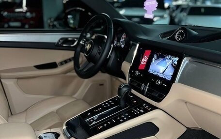 Porsche Macan I рестайлинг, 2022 год, 5 300 000 рублей, 6 фотография
