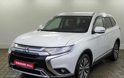 Mitsubishi Outlander III рестайлинг 3, 2019 год, 2 169 000 рублей, 1 фотография