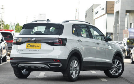 Volkswagen T-Cross I, 2025 год, 2 524 920 рублей, 3 фотография