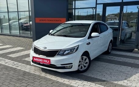 KIA Rio III рестайлинг, 2016 год, 900 000 рублей, 3 фотография