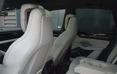 Porsche Macan, 2025 год, 18 000 000 рублей, 12 фотография