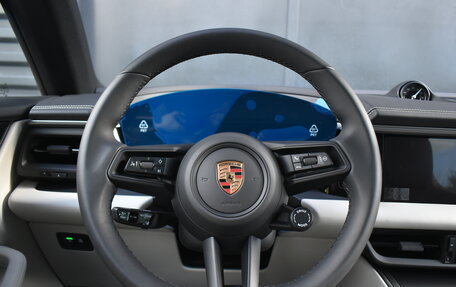 Porsche Macan, 2025 год, 18 000 000 рублей, 15 фотография