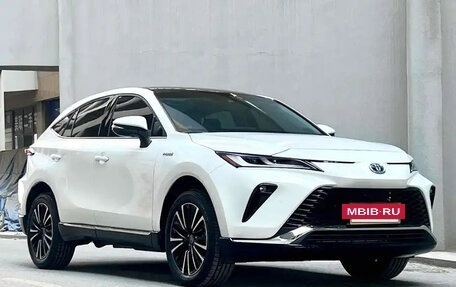 Toyota Venza, 2022 год, 3 700 000 рублей, 2 фотография
