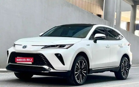 Toyota Venza, 2022 год, 3 700 000 рублей, 3 фотография
