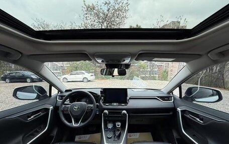 Toyota RAV4, 2022 год, 2 755 123 рублей, 10 фотография