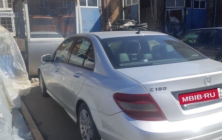Mercedes-Benz C-Класс, 2011 год, 950 000 рублей, 2 фотография
