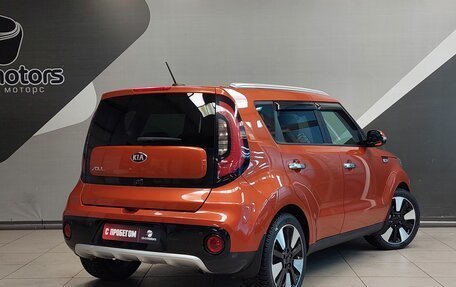 KIA Soul II рестайлинг, 2017 год, 1 555 000 рублей, 2 фотография