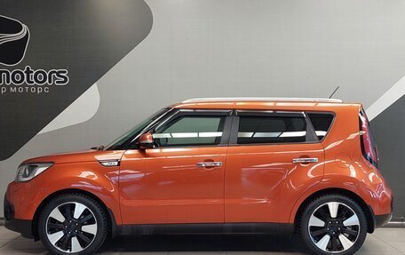 KIA Soul II рестайлинг, 2017 год, 1 555 000 рублей, 3 фотография