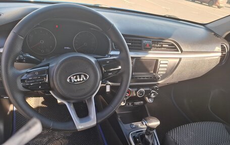 KIA Rio IV, 2018 год, 980 000 рублей, 9 фотография