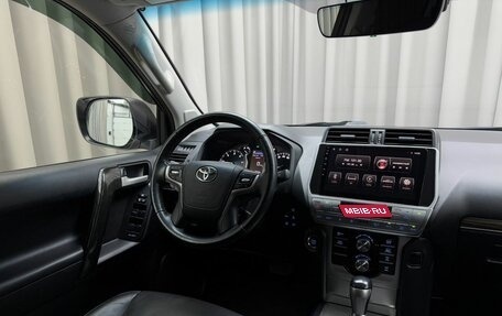Toyota Land Cruiser Prado 150 рестайлинг 2, 2018 год, 4 849 000 рублей, 7 фотография