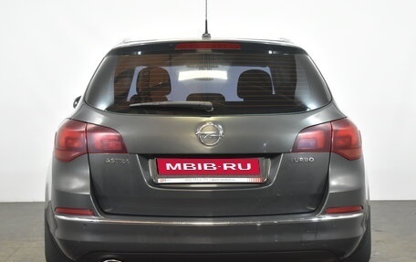 Opel Astra J, 2013 год, 749 000 рублей, 5 фотография