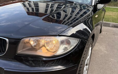 BMW 1 серия, 2011 год, 900 000 рублей, 3 фотография