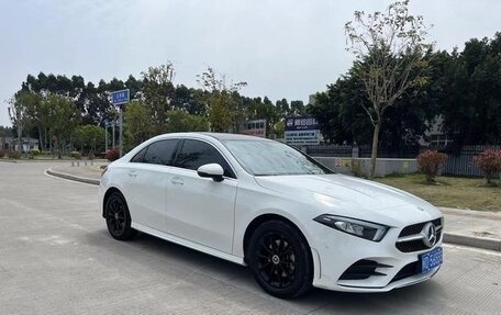 Mercedes-Benz A-Класс, 2022 год, 2 030 100 рублей, 3 фотография