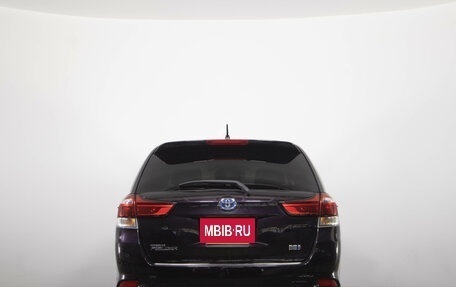 Toyota Corolla, 2018 год, 1 399 000 рублей, 4 фотография