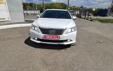 Toyota Camry, 2014 год, 1 699 000 рублей, 3 фотография