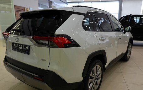 Toyota RAV4, 2025 год, 6 000 000 рублей, 4 фотография