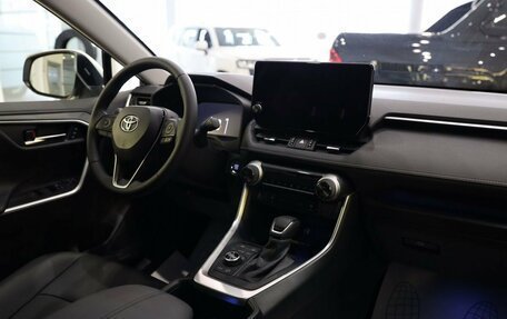 Toyota RAV4, 2025 год, 6 000 000 рублей, 7 фотография
