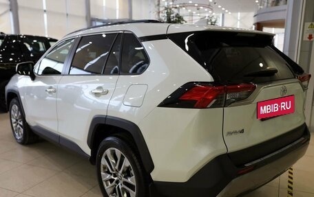Toyota RAV4, 2025 год, 6 000 000 рублей, 6 фотография