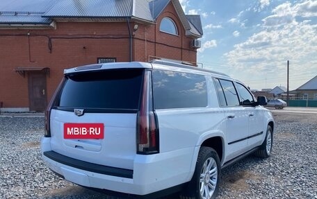 Cadillac Escalade IV, 2019 год, 6 500 000 рублей, 7 фотография