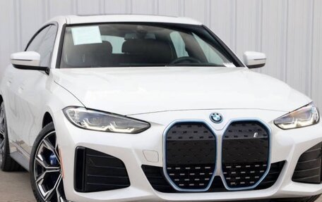 BMW i4, 2022 год, 4 845 000 рублей, 3 фотография