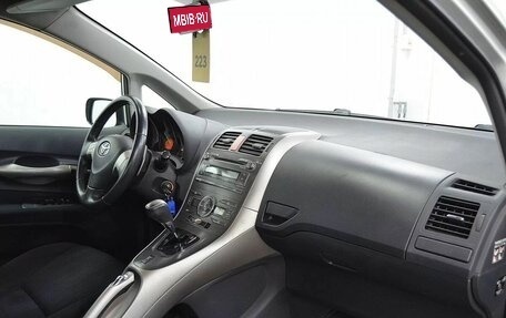 Toyota Auris II, 2008 год, 630 000 рублей, 10 фотография