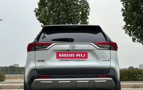 Toyota RAV4, 2025 год, 2 550 007 рублей, 5 фотография