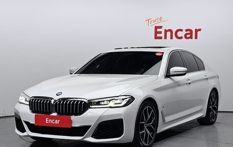 BMW 5 серия, 2021 год, 3 733 000 рублей, 2 фотография