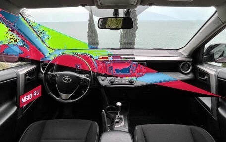 Toyota RAV4, 2018 год, 2 490 000 рублей, 2 фотография