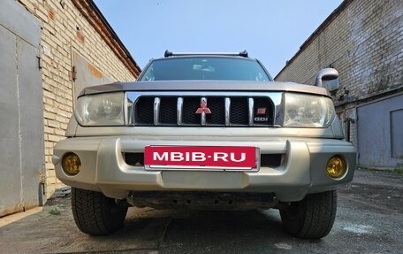 Mitsubishi Pajero iO, 1998 год, 550 000 рублей, 2 фотография