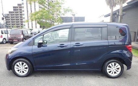 Honda Freed I, 2011 год, 866 666 рублей, 7 фотография