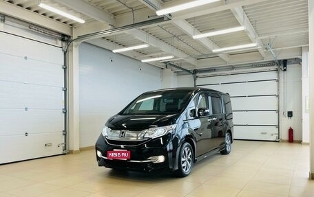 Honda Stepwgn IV, 2017 год, 2 679 000 рублей, 2 фотография