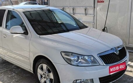 Skoda Octavia, 2011 год, 950 000 рублей, 2 фотография