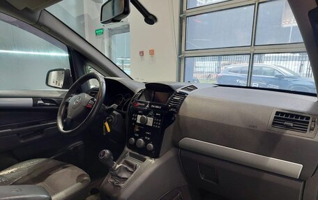 Opel Zafira B, 2011 год, 10 фотография