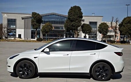 Tesla Model Y I, 2024 год, 4 550 000 рублей, 5 фотография