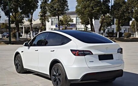 Tesla Model Y I, 2024 год, 4 550 000 рублей, 7 фотография