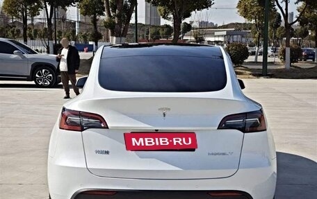 Tesla Model Y I, 2024 год, 4 550 000 рублей, 8 фотография