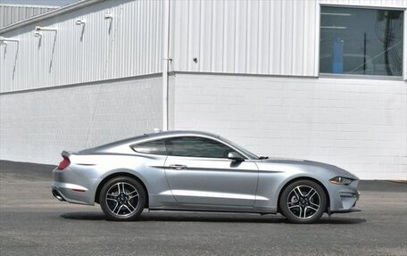 Ford Mustang VI рестайлинг, 2021 год, 2 786 555 рублей, 5 фотография