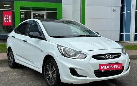 Hyundai Solaris II рестайлинг, 2012 год, 749 000 рублей, 3 фотография