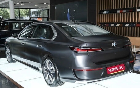 BMW 7 серия, 2025 год, 14 673 123 рублей, 2 фотография