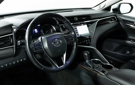Toyota Camry, 2020 год, 3 690 000 рублей, 11 фотография