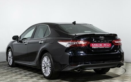 Toyota Camry, 2020 год, 3 690 000 рублей, 7 фотография